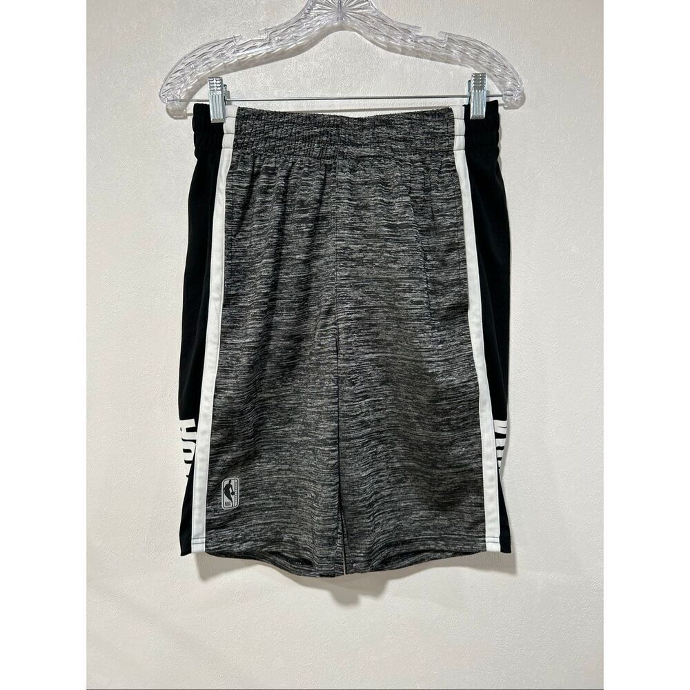 NBA Men’s Black Gray Athletic Basketball Shorts Size Medium Logo Side Stripes